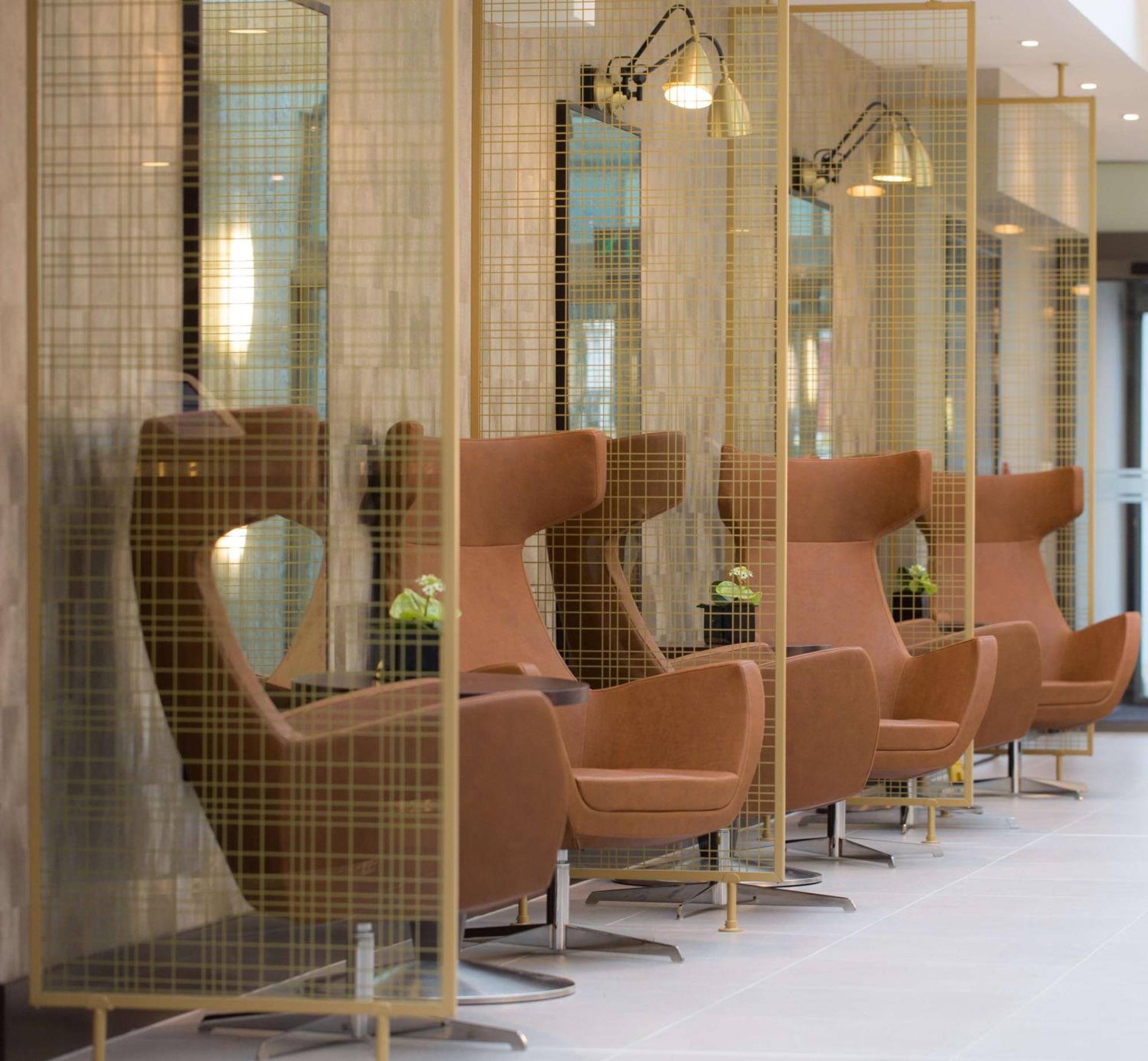 Hotel Doubletree By Hilton London Heathrow Airport Hounslow Exterior foto